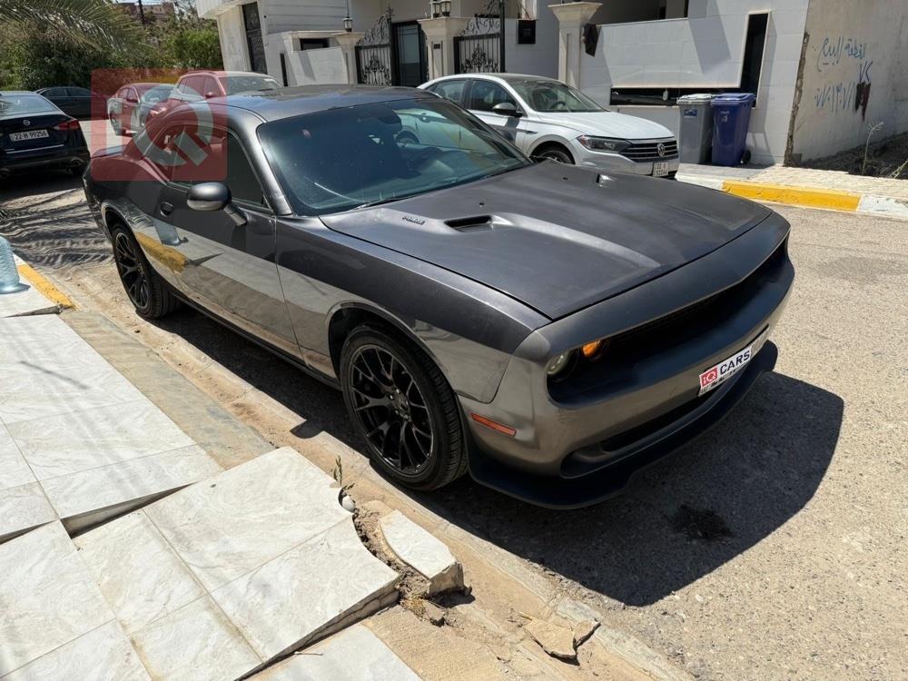 Dodge Challenger